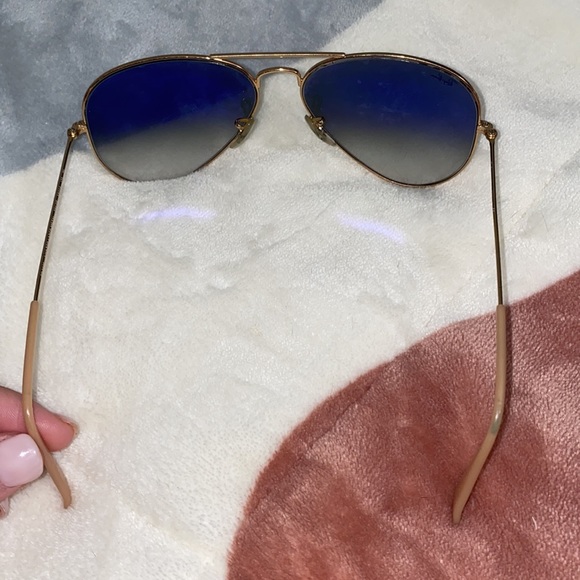 Ray Ban Aviators - Picture 3 of 5